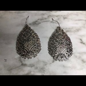 Drop earrings ✨🥰